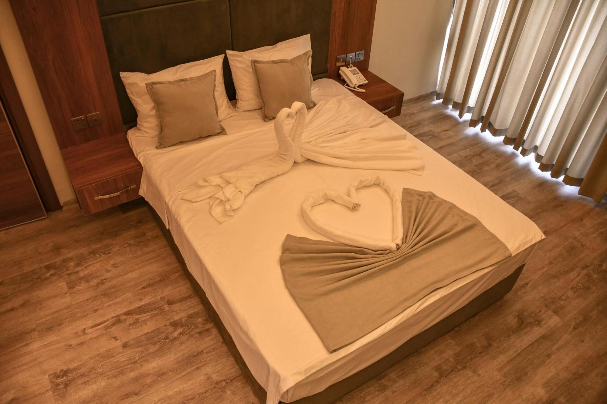 Mimoza Beach Hotel Agios Sergios Eksteriør billede