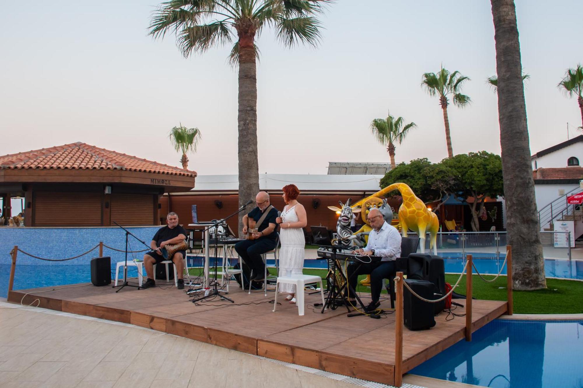 Mimoza Beach Hotel Agios Sergios Eksteriør billede